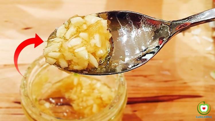 Eat Garlic and Honey On an Empty Stomach