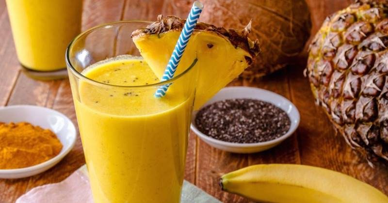 Pineapple Smoothie With Turmeric
