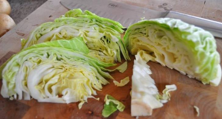 Cabbage: One Of The Most Effective Foods Often Used To Heal Stomach Ulcer, Detoxify Liver And Stop Inflammation